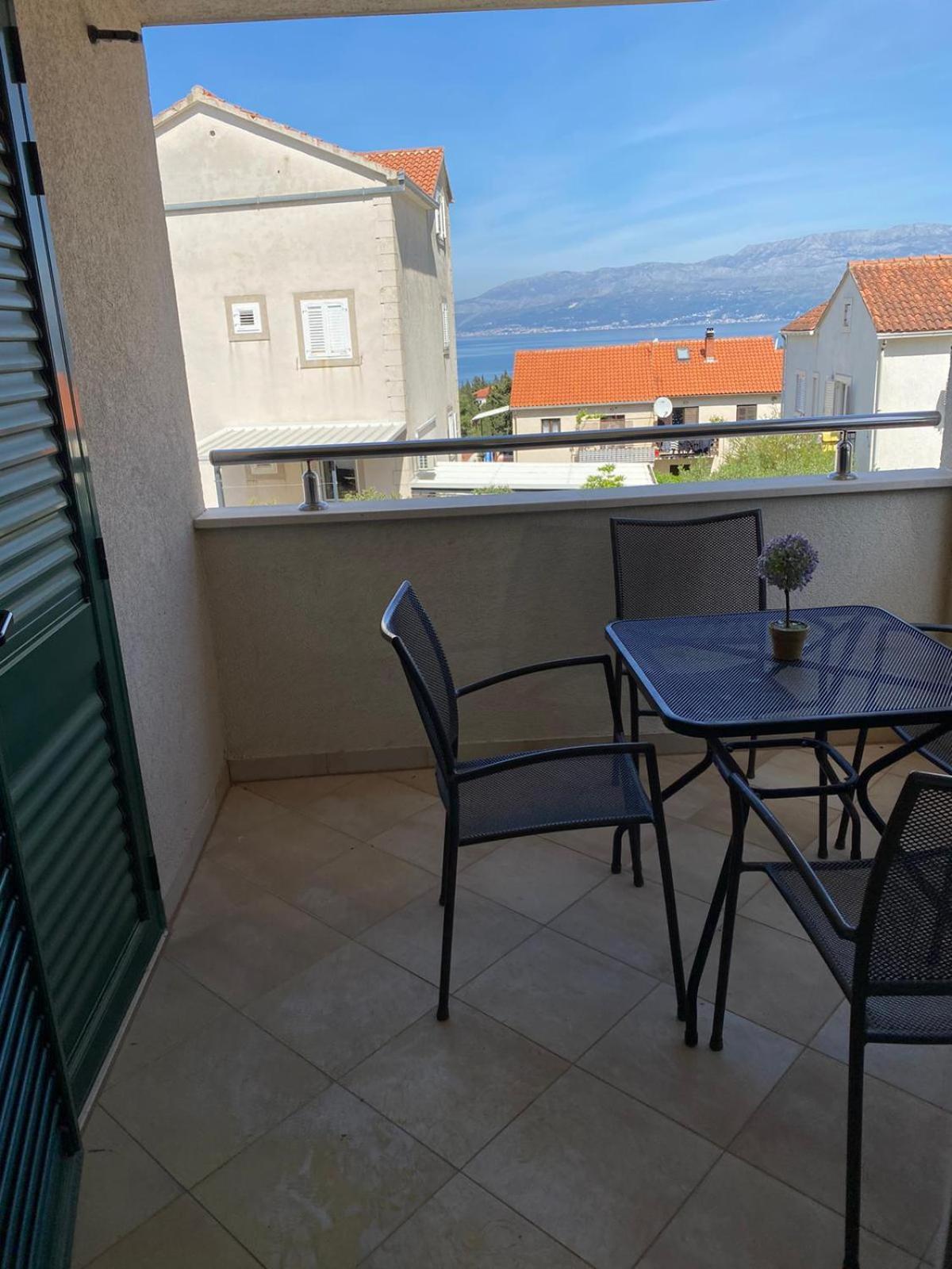 Apartman Emil Supetar Zewnętrze zdjęcie