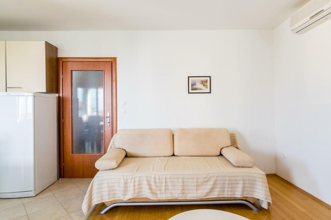 Apartman Emil Supetar Zewnętrze zdjęcie