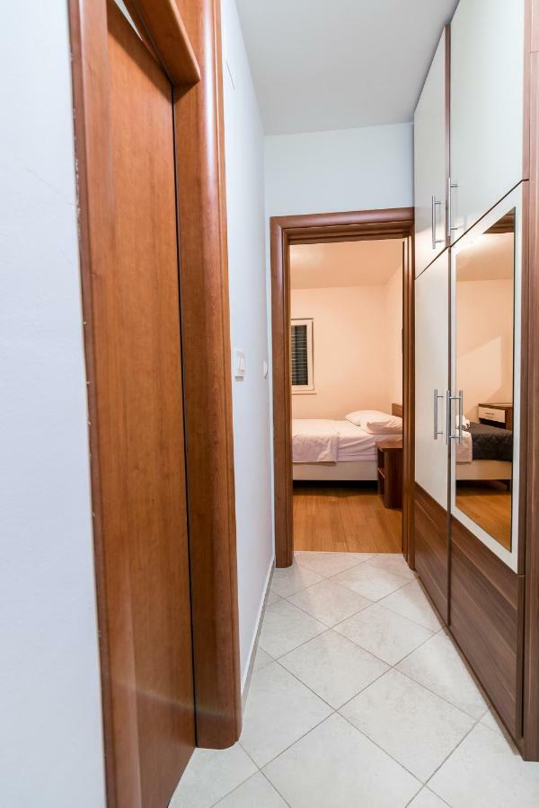 Apartman Emil Supetar Zewnętrze zdjęcie