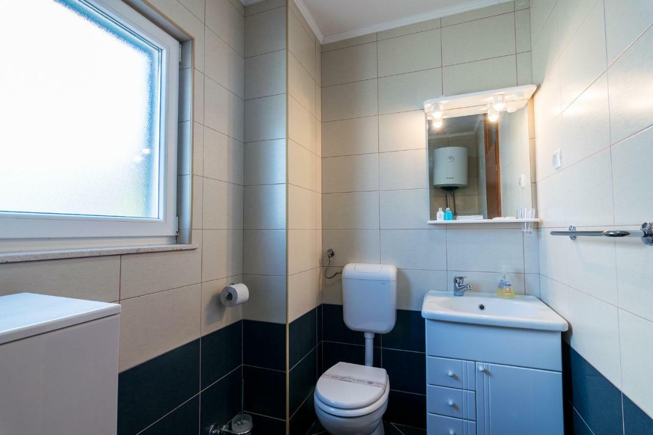Apartman Emil Supetar Zewnętrze zdjęcie