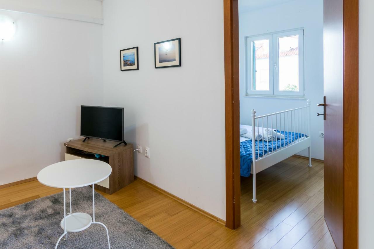 Apartman Emil Supetar Zewnętrze zdjęcie
