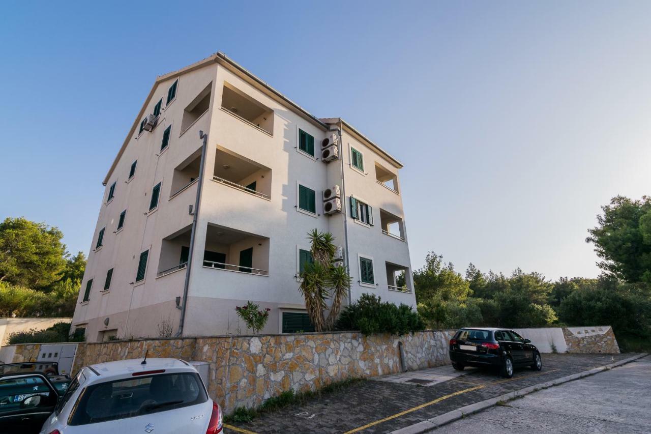 Apartman Emil Supetar Zewnętrze zdjęcie